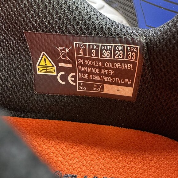 Skechers Flex Glow Big Kids size 4 Blue Light Up Sneakers - Picture 8 of 8